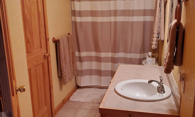 Westcliffe House | Dog Friendly, Cozy 3 Bdrm Cabin in the Woods