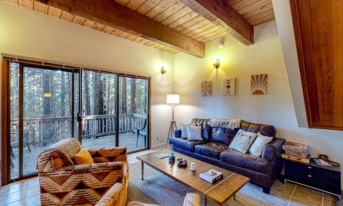 Sea Ranch House | Dog-friendly forest retreat among redwoods, walk to Hot Spot & Gualala River