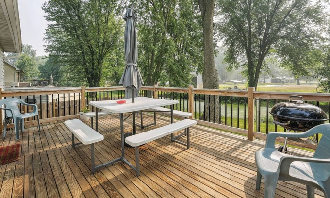 Hastings Cottage | Dog-Friendly Hastings Vacation Rental Near Lake!