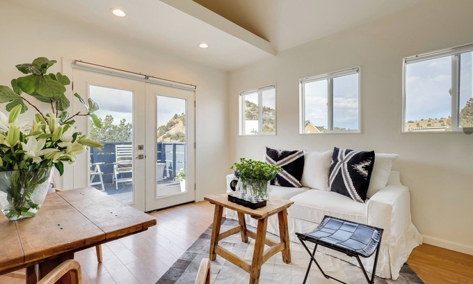 Cerrillos Cottage | Dog-Friendly Home w/Fenced Yard in Los Cerrillos