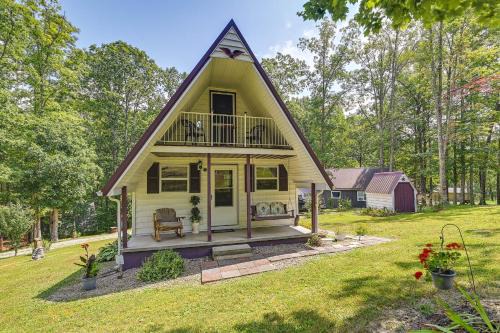 Wellington House | Dog-Friendly Home Rental about 5 Mi to Cave Run Lake!