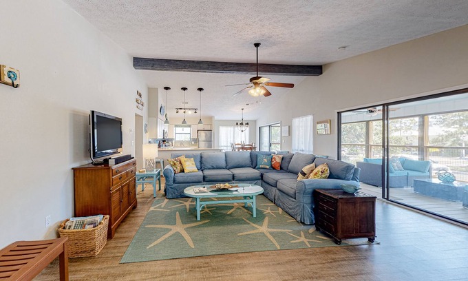 Cape San Blas House | Dog-Friendly Home with Shared Pool, High-Speed WiFi, Washer/Dryer, & Central AC