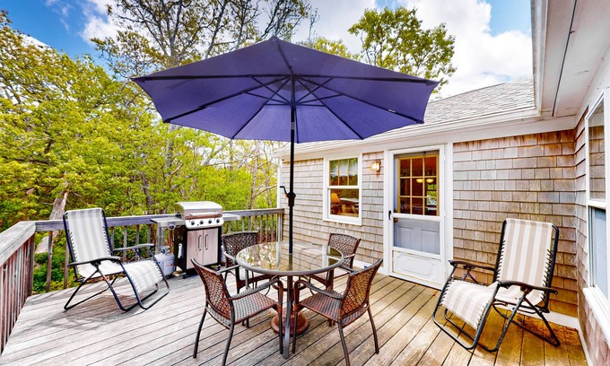 South Chatham House | Dog-Friendly Home w/Yard, Deck, Free WiFi, New Gas Grill - Walk to the Beach