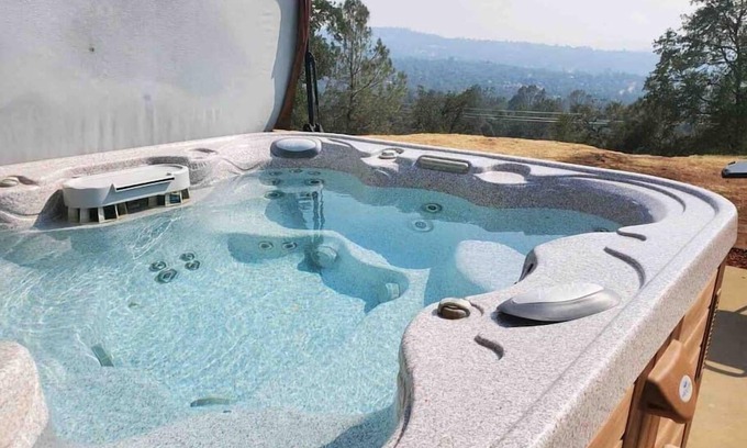 Coarsegold House | Dog Friendly/Hot Tub/Elements Suite