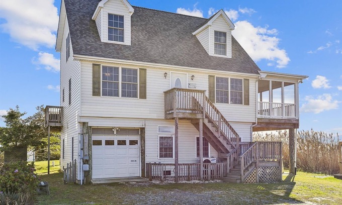 Broadkill Beach House | Dog Friendly in Broadkill Beach. Enjoy the Short Walk to the Bay!