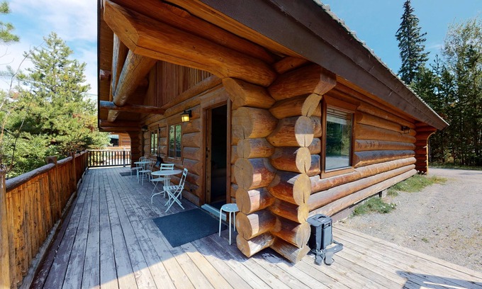 Lac Le Jeune Cabin | Dog-friendly lakefront wilderness resort cabin with deck, WiFi, & full kitchen