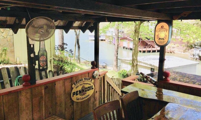 Lake Lure House | Dog Friendly. Mountain Views. Tiki Bar. High speed internet.no pet fee.