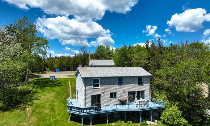 Spruce Head House | Dog-friendly ocean-view house with expansive deck & grill - snowbirds welcome