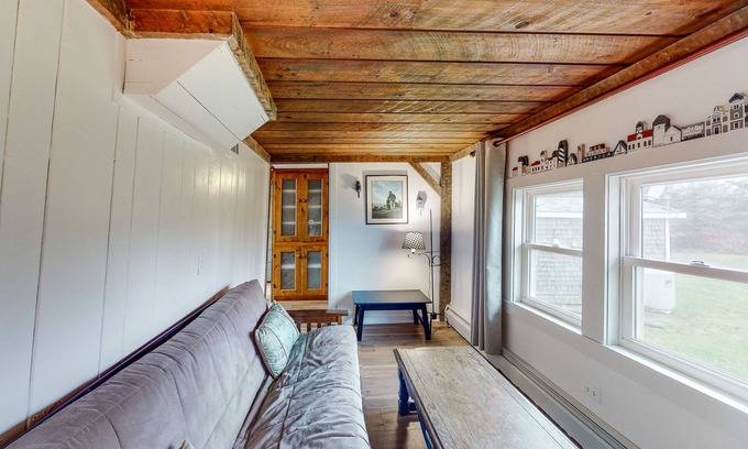 Owls Head House | Dog-friendly oceanfront house with deck and gas grill - snowbird-friendly