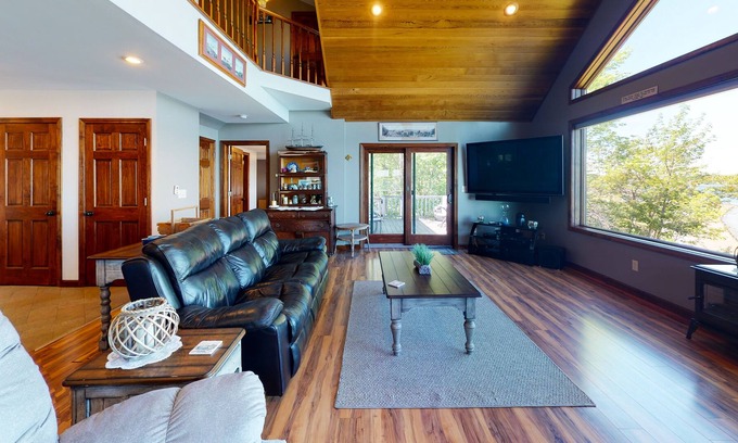 Owls Head House | Dog-friendly, oceanfront home with fast WiFi, furnished deck, & full kitchen