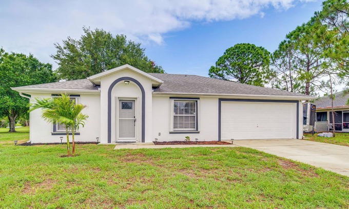 Sebastian House | Dog-Friendly Sebastian Home ~ 9 Mi to Beaches!