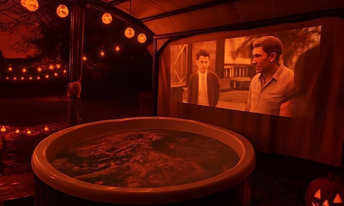 Dwyran Cabin | Dog-Friendly Spooky Glamping Pod With Hot Tub