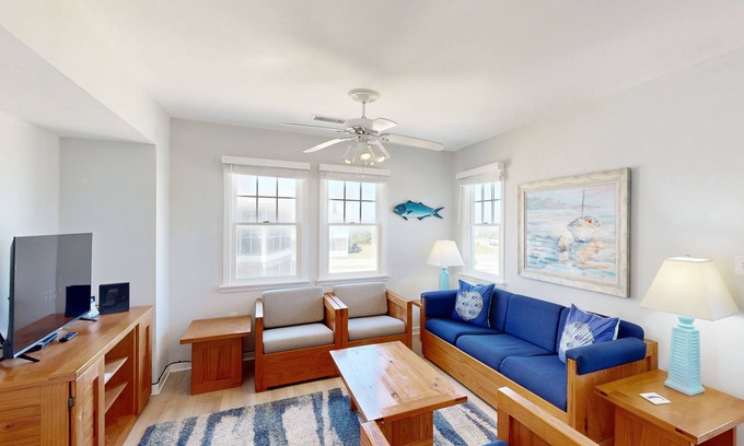 Buxton House | Dog-friendly townhouse w/private W/D, WiFi, shared pool, AC - ocean view