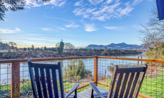Nehalem House | Dog OK, Riverview, Beach Nearby, Fire Pit