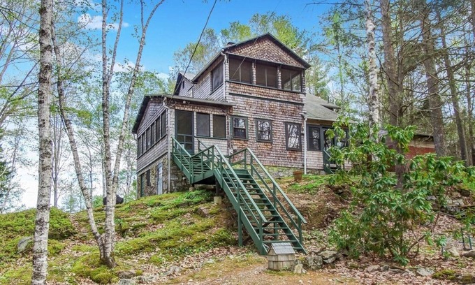 Wiscasset House | Doggett Castle Guest House