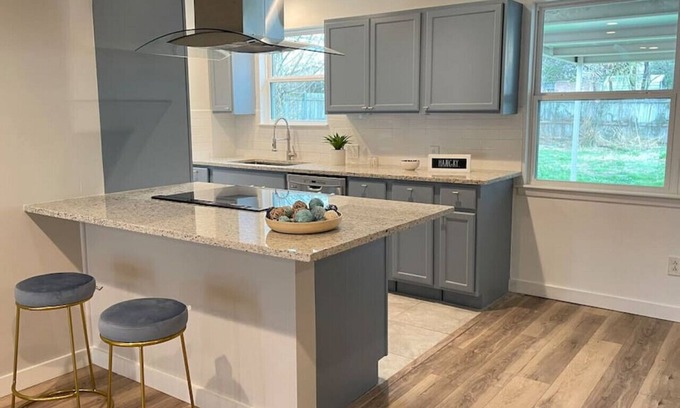 Mesquite House | Dogwood · Beautiful Renovated Open Space Full House