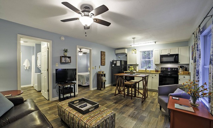 Avery Creek House | Dogwood Cottage - A perfect AVL couples escape