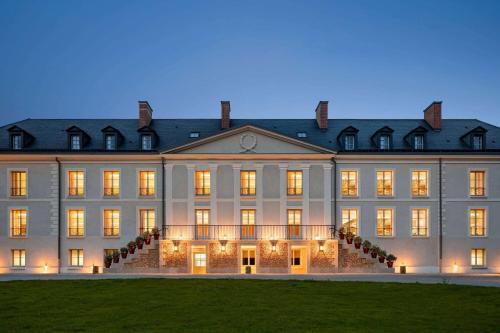 Jouy-en-Josas Hotel | Dolce by Wyndham Versailles - Domaine du Montcel