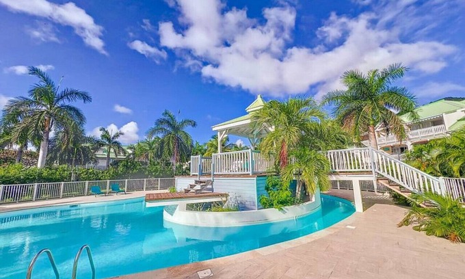 Anse Marcel Apartment | Dolce Riviera Beach Access Pool View 2 Bedrooms