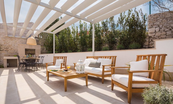 Sutivan Villa | Dolce Vita 5* villa