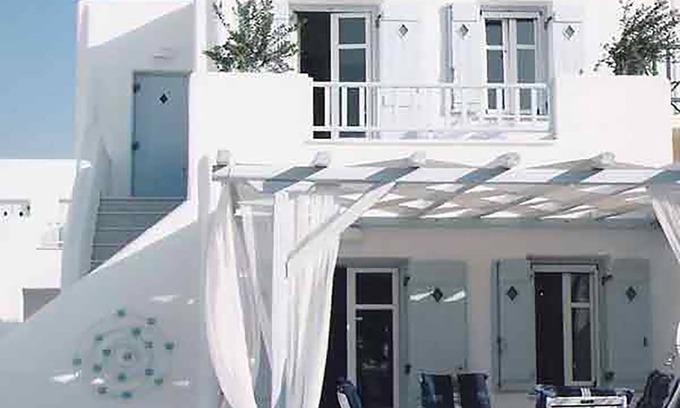 Logaras Villa | Dolce Vita Waterfront Villa, Logaras, Paros