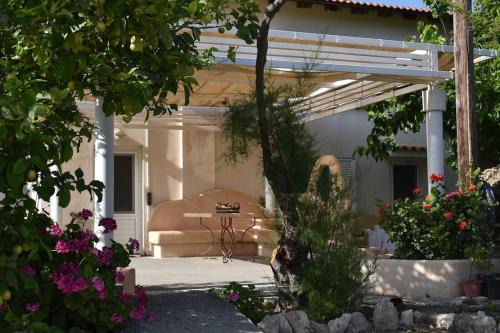 Pythagorion Villa | Dolichi House