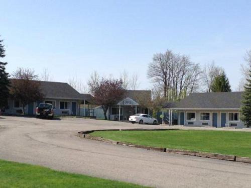 Albion Hotel | Dollinger's Motor Inn