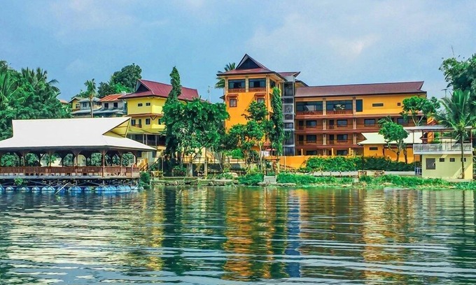 Lake Sebu Hotel | Dolores Lake Resort