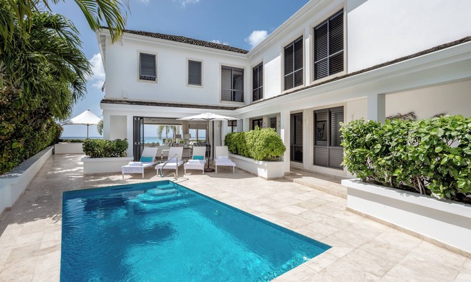 Prospect Villa | Dolphin Beach House, Fitts Village, St. James