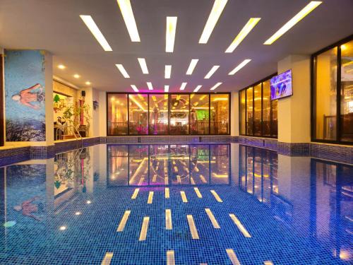 Salmiya Hotel | Dolphin Continental Hotel