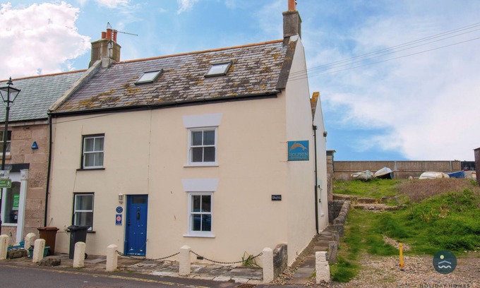 Portland Cottage | Dolphin Cottage, Chesil Beach