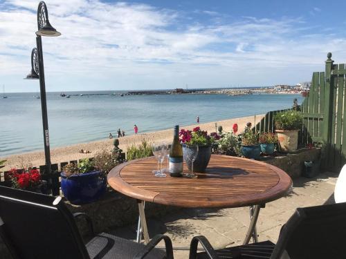 Lyme Regis House | Dolphin Cottage Lyme Regis