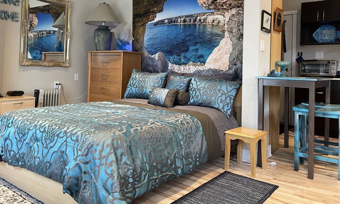 Maple Ridge Apartment | Dolphin Cove