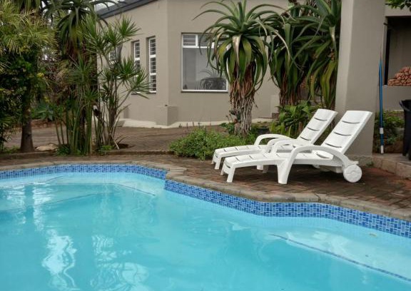 Port Shepstone House | Dolphin Den