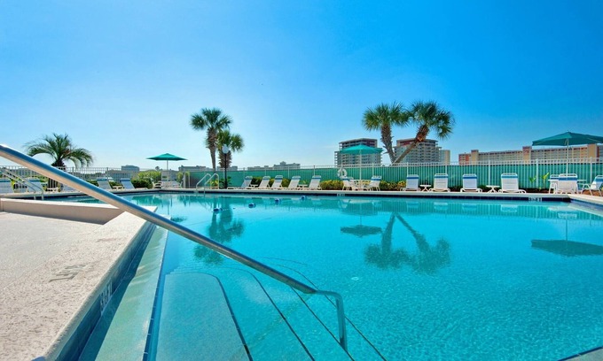 Holiday Isle Condo | Dolphin Point 104b 2 Bedroom Condo by RedAwning