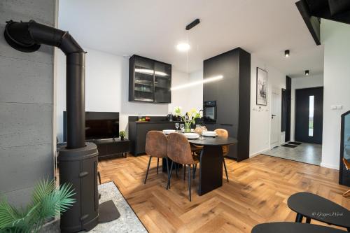 Sciegny House | Dom Czarna Owca - Widok na góry, sauna - SpaceApart