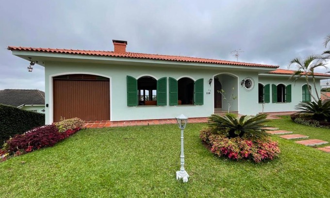 Telemaco Borba Apartment | Dom Ravello