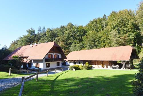 Ratez House | Domačija Šeruga Countryside hotel
