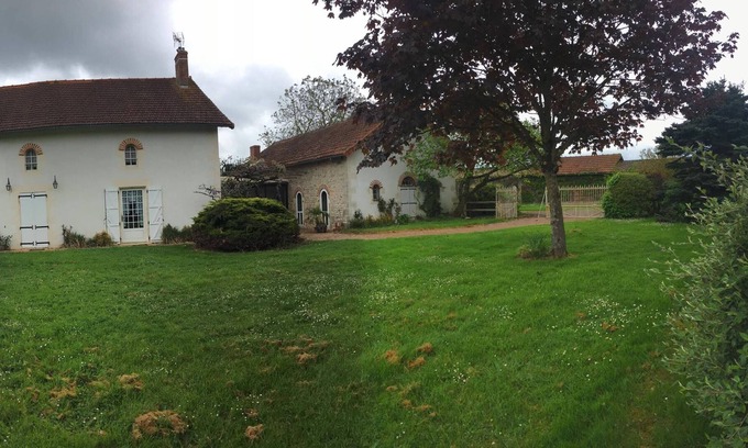 Ceaux-en-Couhe House | domain of the monjatiere