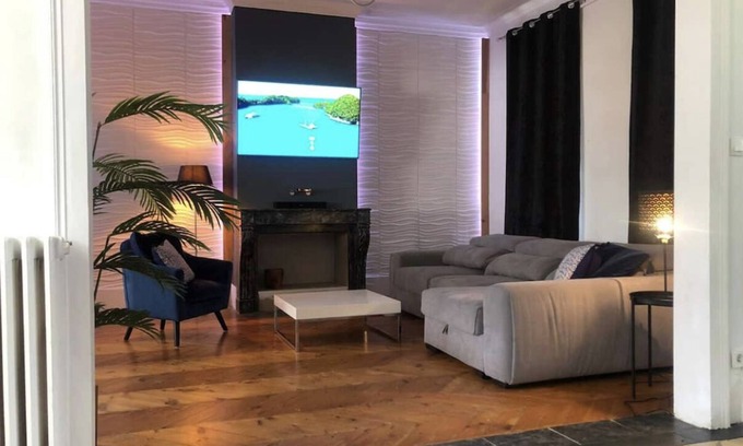 Emanville House | Domaine Avec Piscine Proche Evreux !