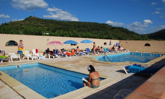 Bouriege Hotel | Domaine Bellelauze