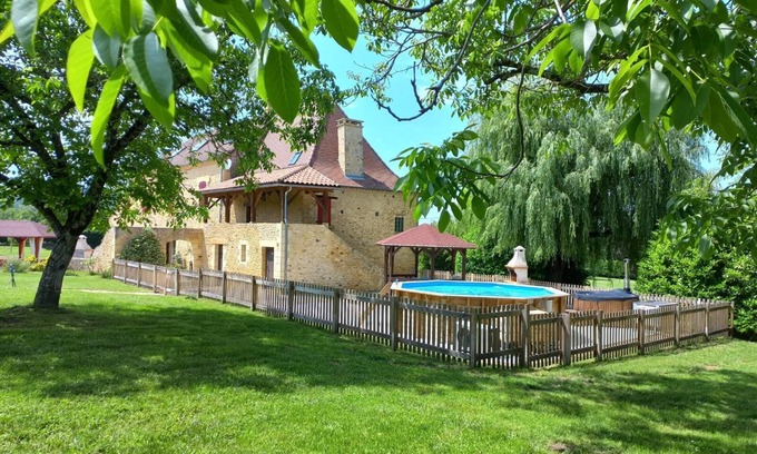 Siorac-en-Perigord House | Domaine BENESTER - Gîte La PERIGOURDINE - Black Perigord