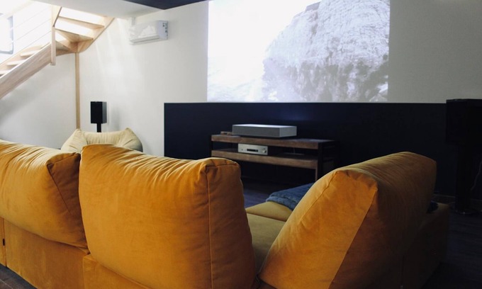 Echinghen House | Domaine Caloin - Cinema
