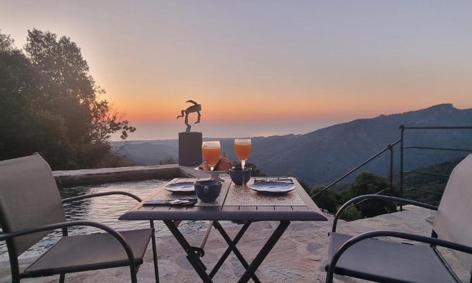 Porri Bed & Breakfast | Domaine COLONNA SANTINI ,Chambre d hôtes Piscine, sauna, spa