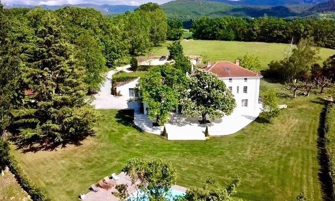 Barcelonne House | Domaine de Bonaveau - Spa & Pool