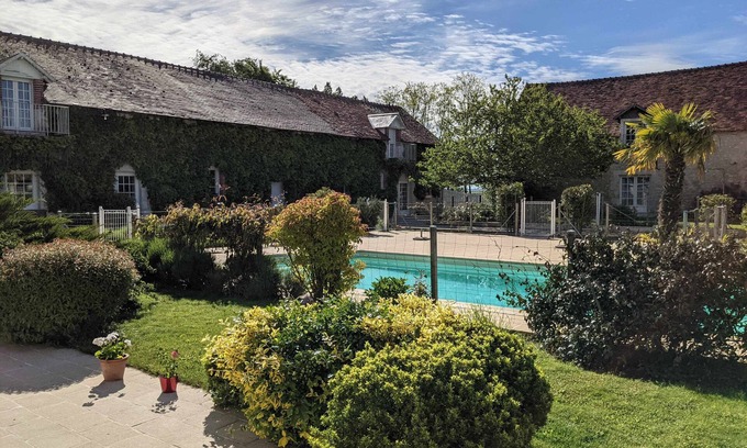Averdon House | Domaine de Champouteau - LA BERGERIE - Large charming gîte 4* 10 people