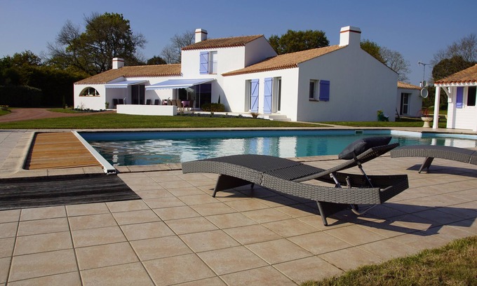 Saint-Gervais House | Domaine de Clairvoix