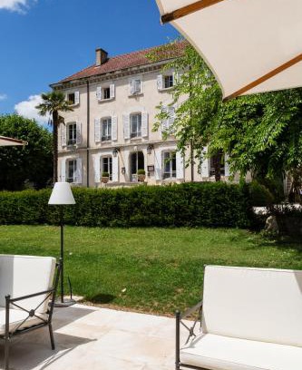 Chonas-l'Amballan Hotel | Domaine de Clairefontaine - Teritoria