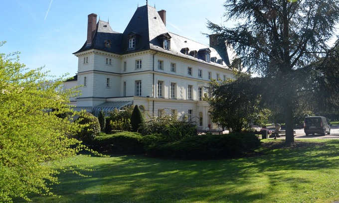 Bouray-sur-Juine Hotel | Domaine de Frémigny