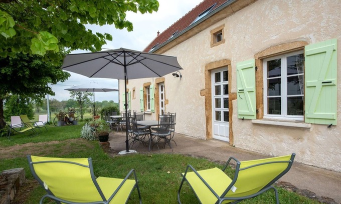 L'Hopital-le-Mercier House | Domaine de la Guinchère